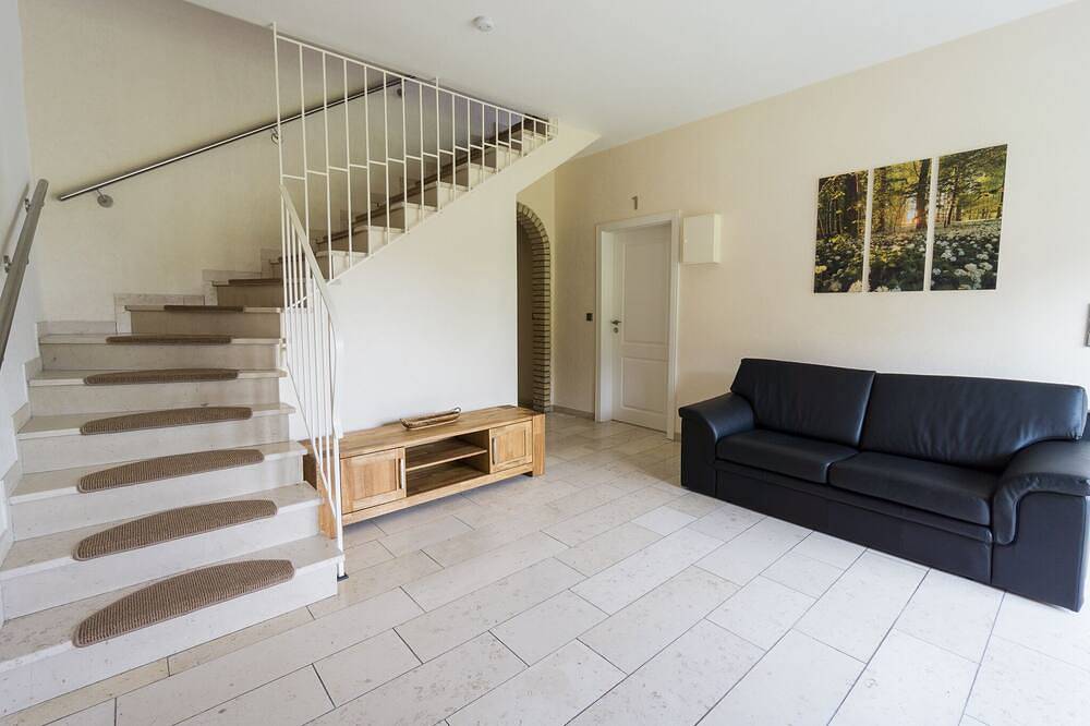 Ganze Wohnung, Modernes & bequemes Apartment, 127 qm, eigener Eingang, Blick auf die Natur in Telgte, Münsterland