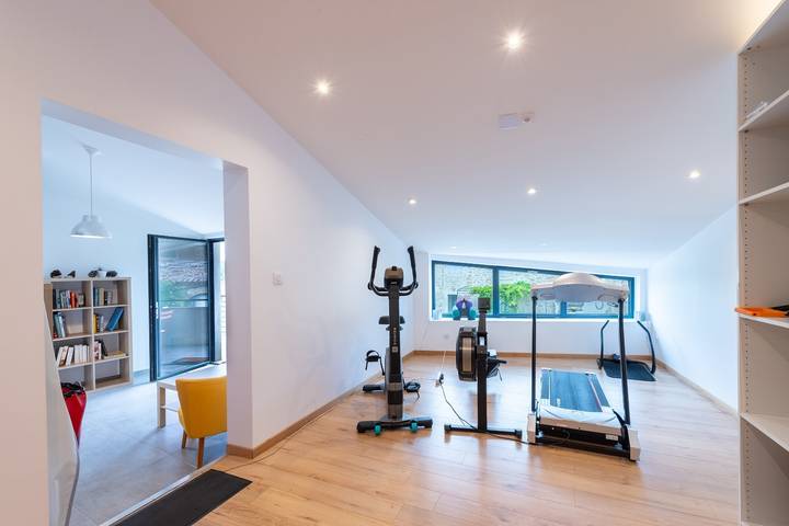 Gîte pour 14 personnes, avec terrasse et sauna ainsi que piscine et jardin à Nyons - 3