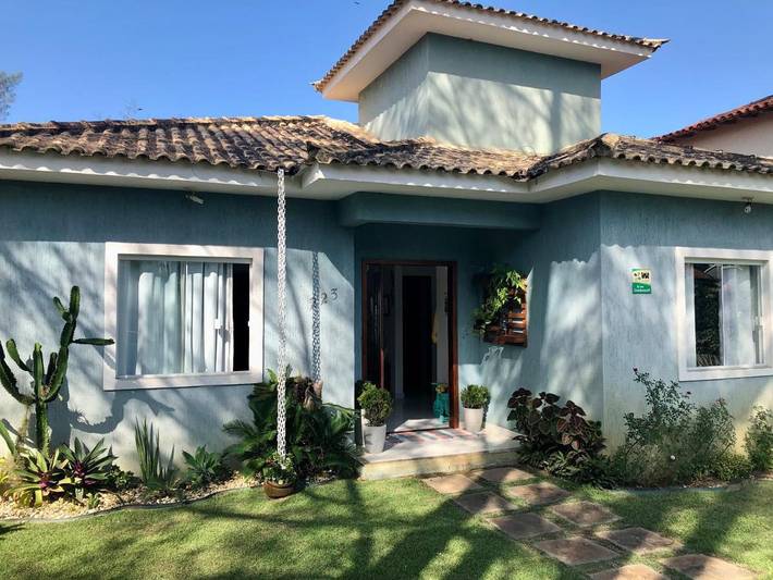 Casas e apartamentos de temporada para 8 pessoas, com piscina e vista e ainda jardim, adaptado a crianças em Unamar