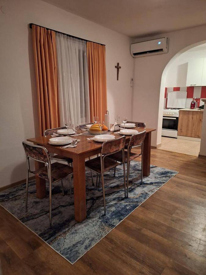 Appartement de vacances pour 6 personnes, avec jardin, animaux acceptés