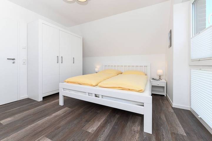 Ferienhaus für 4 Personen, mit Terrasse und Garten in Carolinensiel - 4