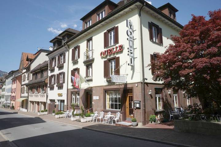 Hotel, mit Terrasse und Garten
