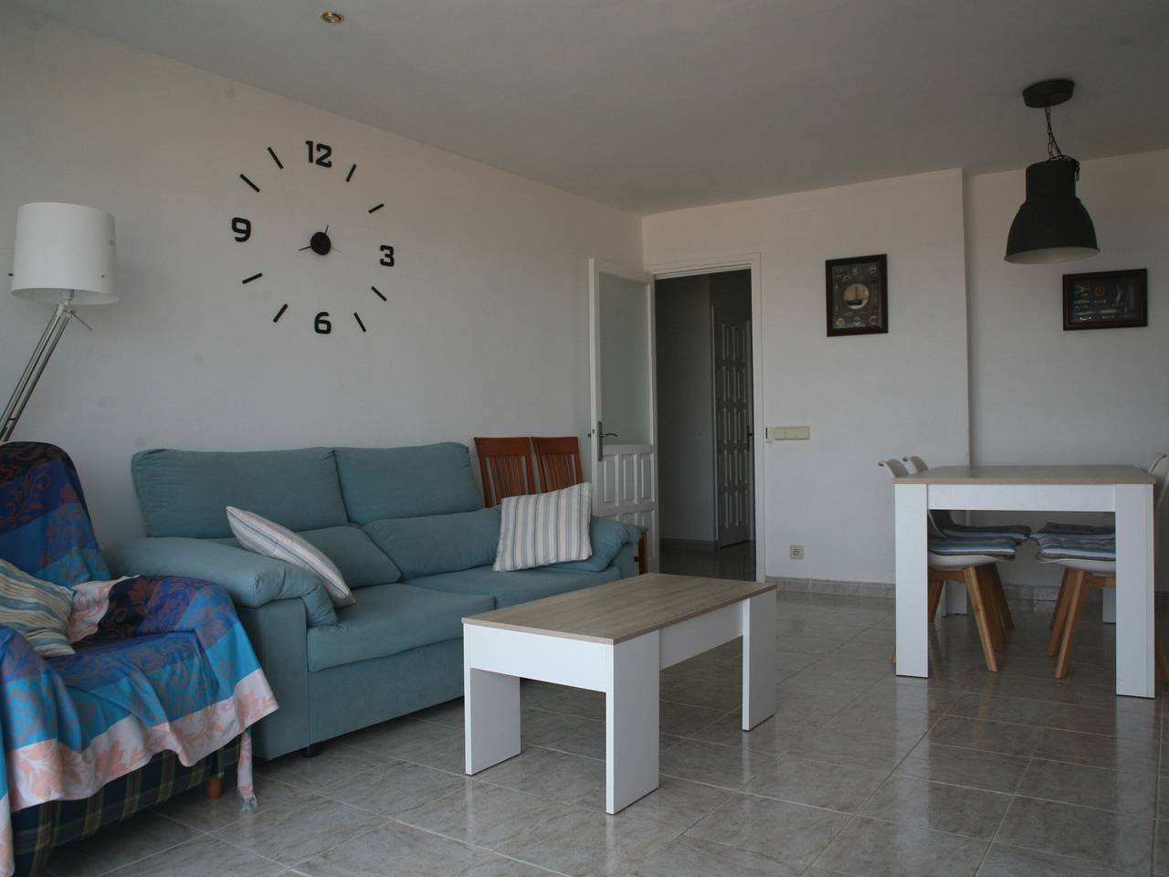 Appartement entier, Appartement 2 chambres avec piscine et parking, à 50m de la plage in l'Estartit, L'Estartit