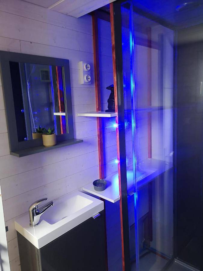 Gîte pour 3 personnes, avec terrasse et jardin à Plévenon - 2