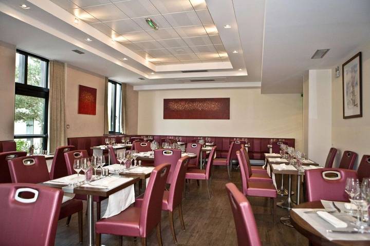 Hôtel pour 2 personnes, avec terrasse et piscine à Soissons - 4