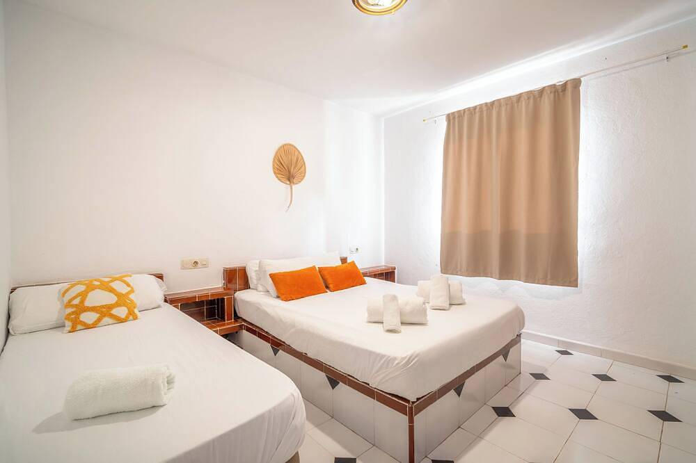 Entire apartment, Es Grop in S'Arenal Petit, Sant Joan de Labritja