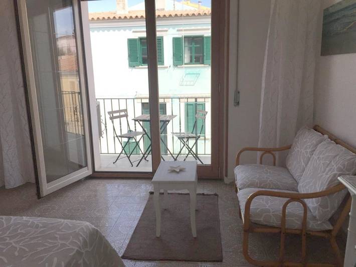Gîte pour 2 personnes, avec terrasse dans Santa Teresa Gallura - 4