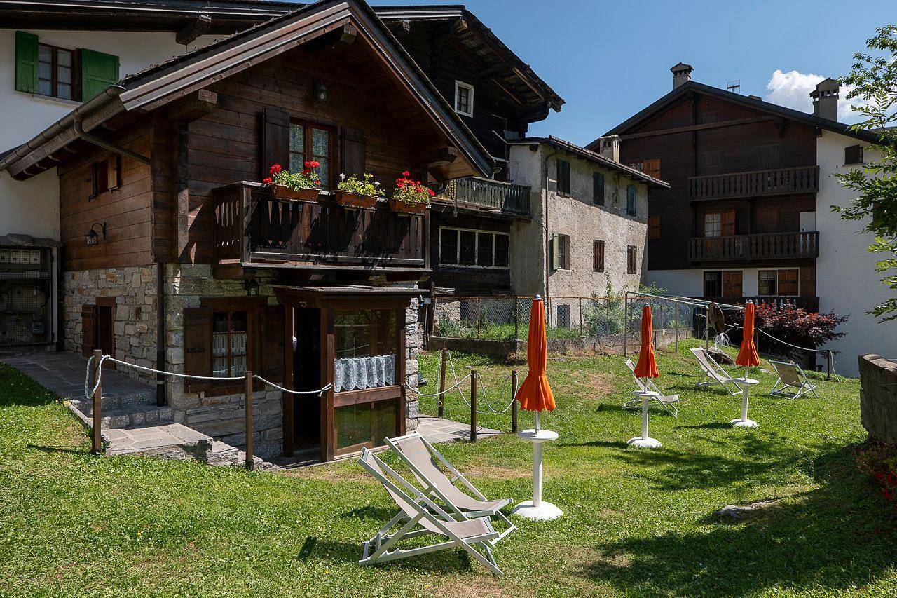 Appartamento intero, Appartamento in Centro Paese Ronco 5 in Macugnaga, Alpi Pennine