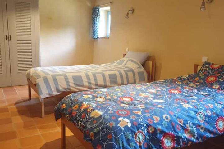 Location de vacances pour 6 personnes à Tréméoc - 3