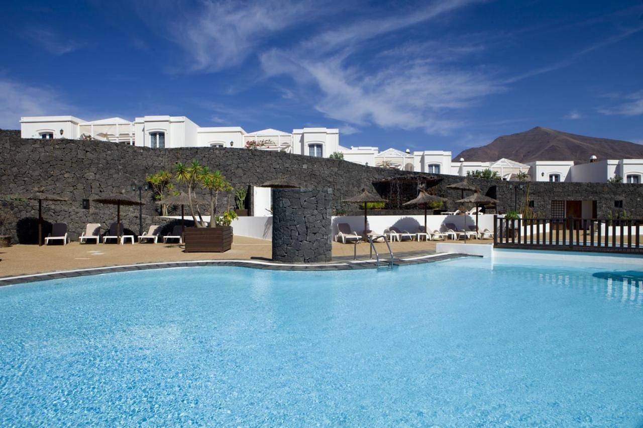 Apartamentos Coloradamar The Home Collection in Playa Blanca, Yaiza