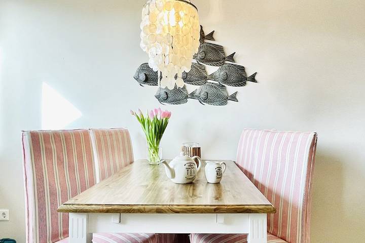 Ganze Wohnung, Rantumer Süderhüs – Komfortables Ferienhaus mit Meerblick und Terrasse auf Sylt in Rantum, Sylt (Gemeinde)