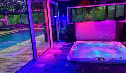 Cottage pour 6 personnes, avec piscine et jardin ainsi que sauna et vue à Challans