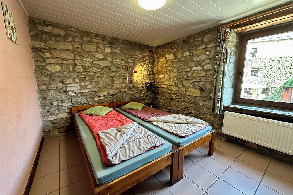 Gite met bubbelbad & sauna (kosten inbegrepen) in Montleban, Gouvy