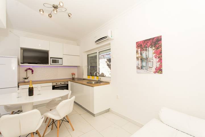 Ferienwohnung für 6 Personen, mit Terrasse in Trogir - 3