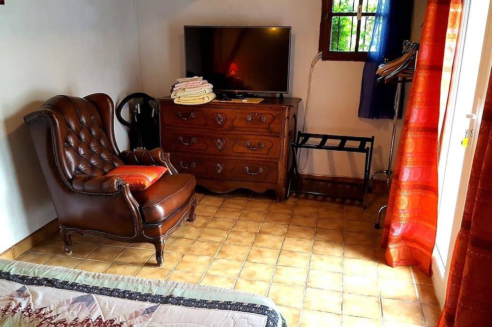 Maison de Maître à Bandol, Cakme et Confort 4 in Le Beausset, Toulon region