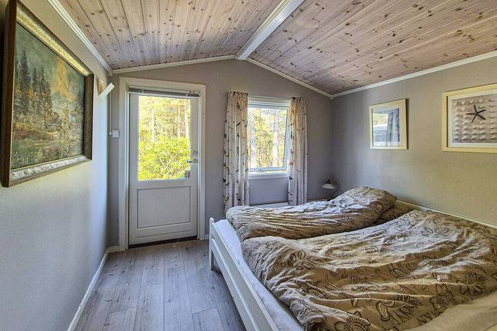 4 bedroom awesome home in Fusa in Fusa