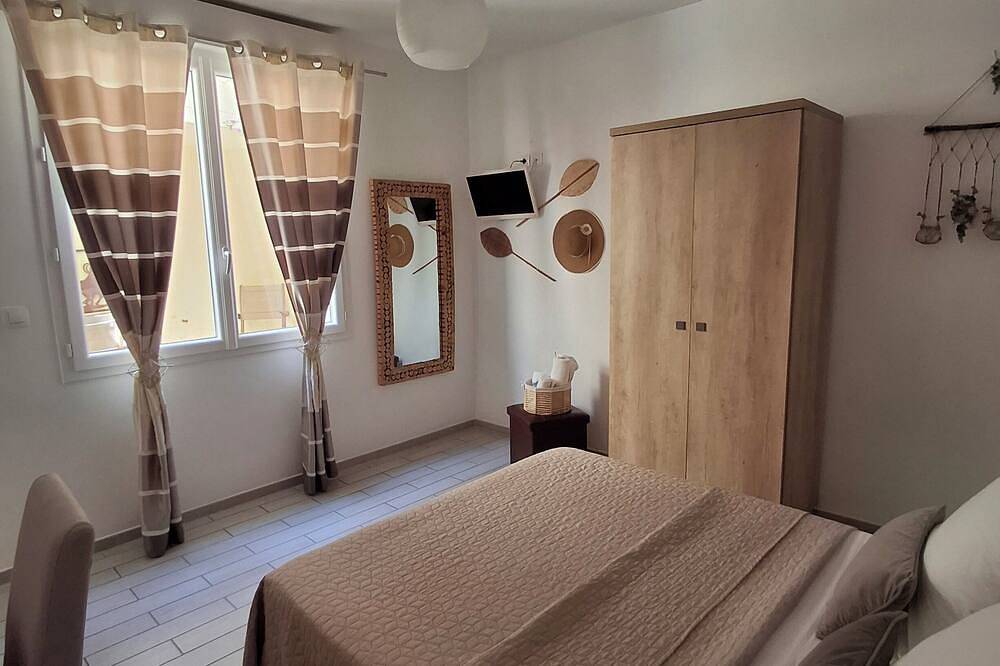 Entire apartment, Olga Mistral Apartments Camargue 2* with all comforts in Port-Saint-Louis-du-Rhône, Arles region