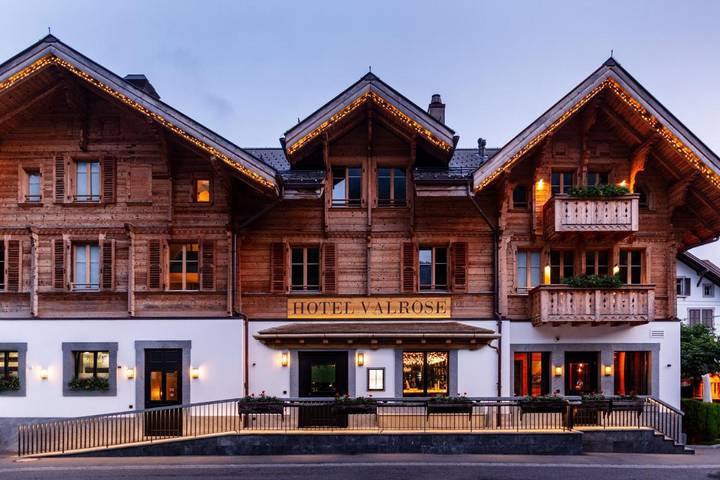 Hôtel pour 2 personnes, avec Terrasse et Vue à Rougemont