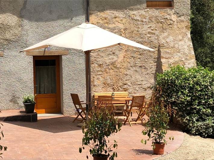 Apartamento de vacaciones para 14 personas, con jardín y piscina en Garrotxa - 3