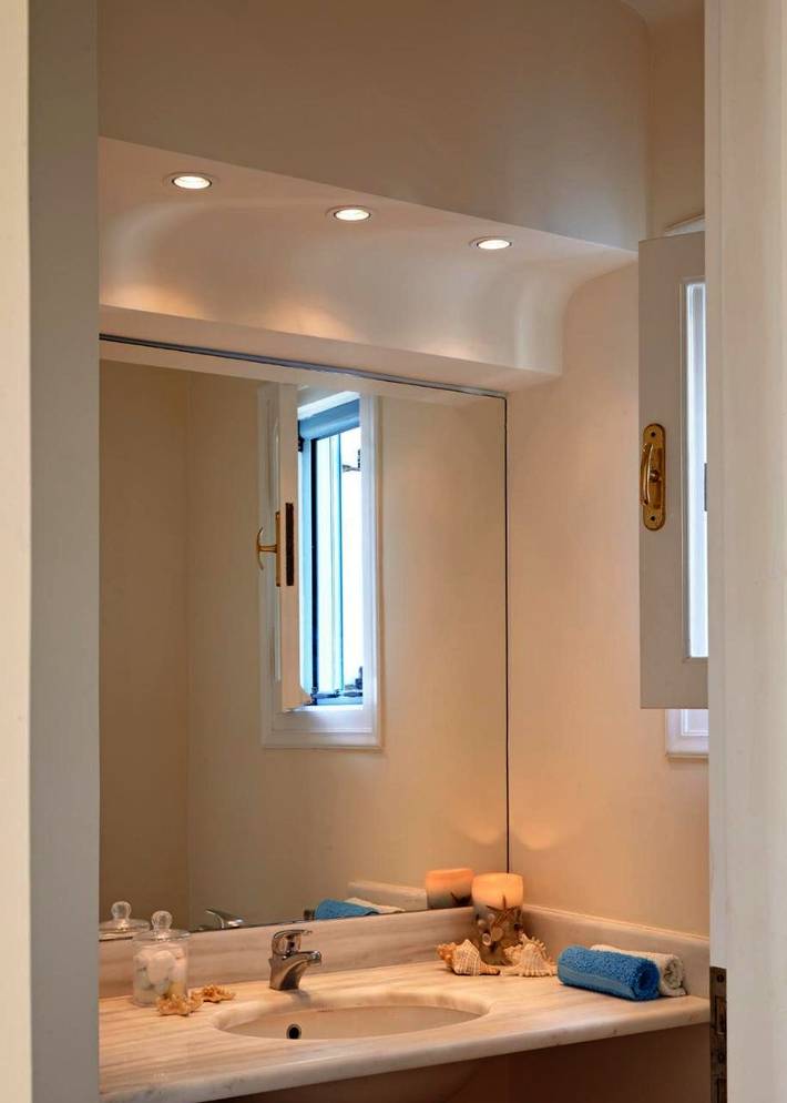 Location de vacances pour 14 personnes, avec jardin ainsi que piscine et vue, animaux acceptés à Porto Heli - 2