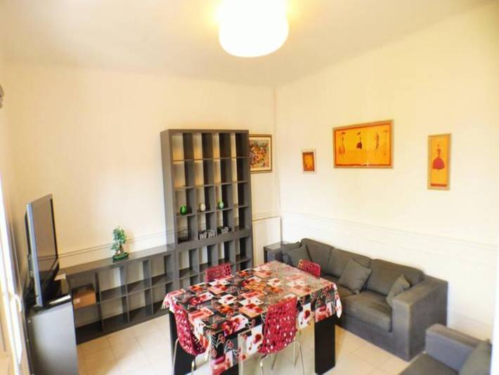Gîte pour 4 personnes, adapté aux familles dans Office De Tourisme De Saint Mandrier - 2