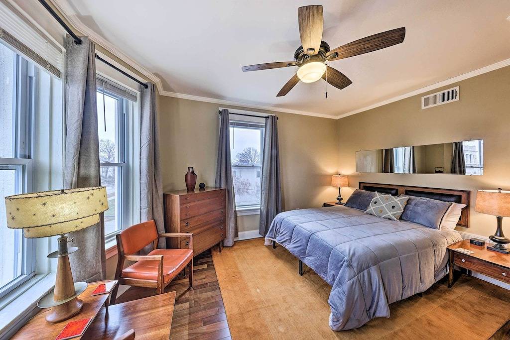 Ganze Wohnung, World Cup Home Base, Walk to Kc Streetcar Stop! in Kansas City, Missouri