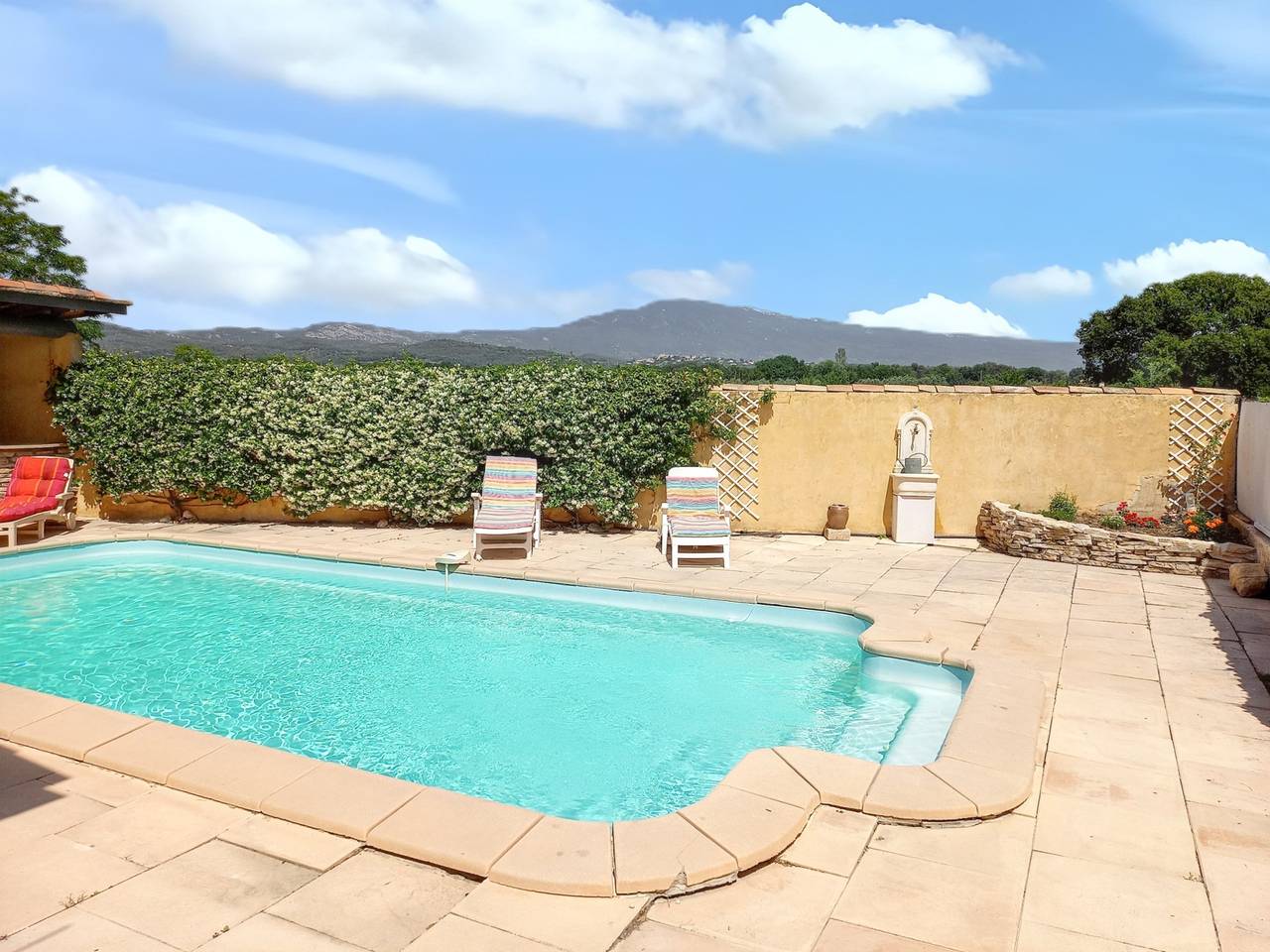 Haus mit privatem Pool in Caromb, ideal für Familien in Caromb, Parc naturel régional du Mont-Ventoux