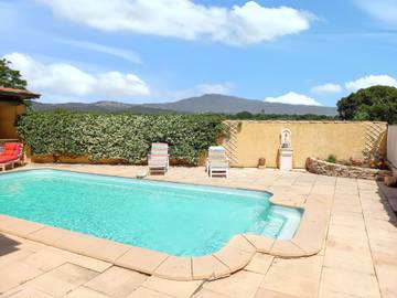 Location de vacances pour 6 personnes, avec piscine à Caromb