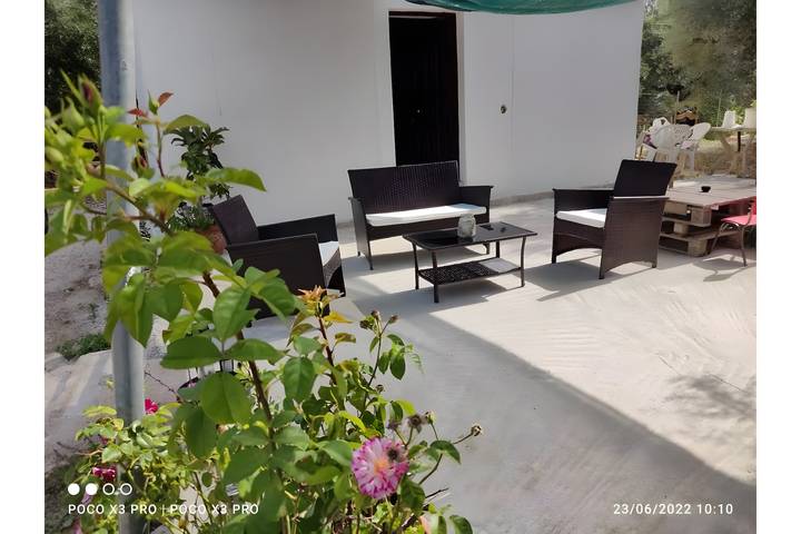 Monolocale per 3 persone, con giardino e balcone - 1