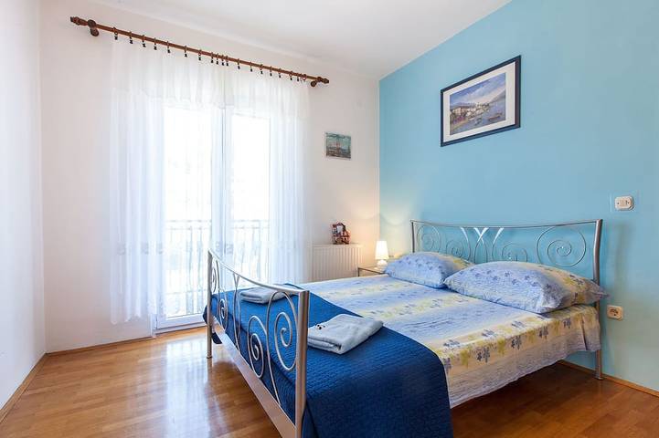 Villa für 16 Personen, mit Balkon und Garten in Split-Dalmatien - 2