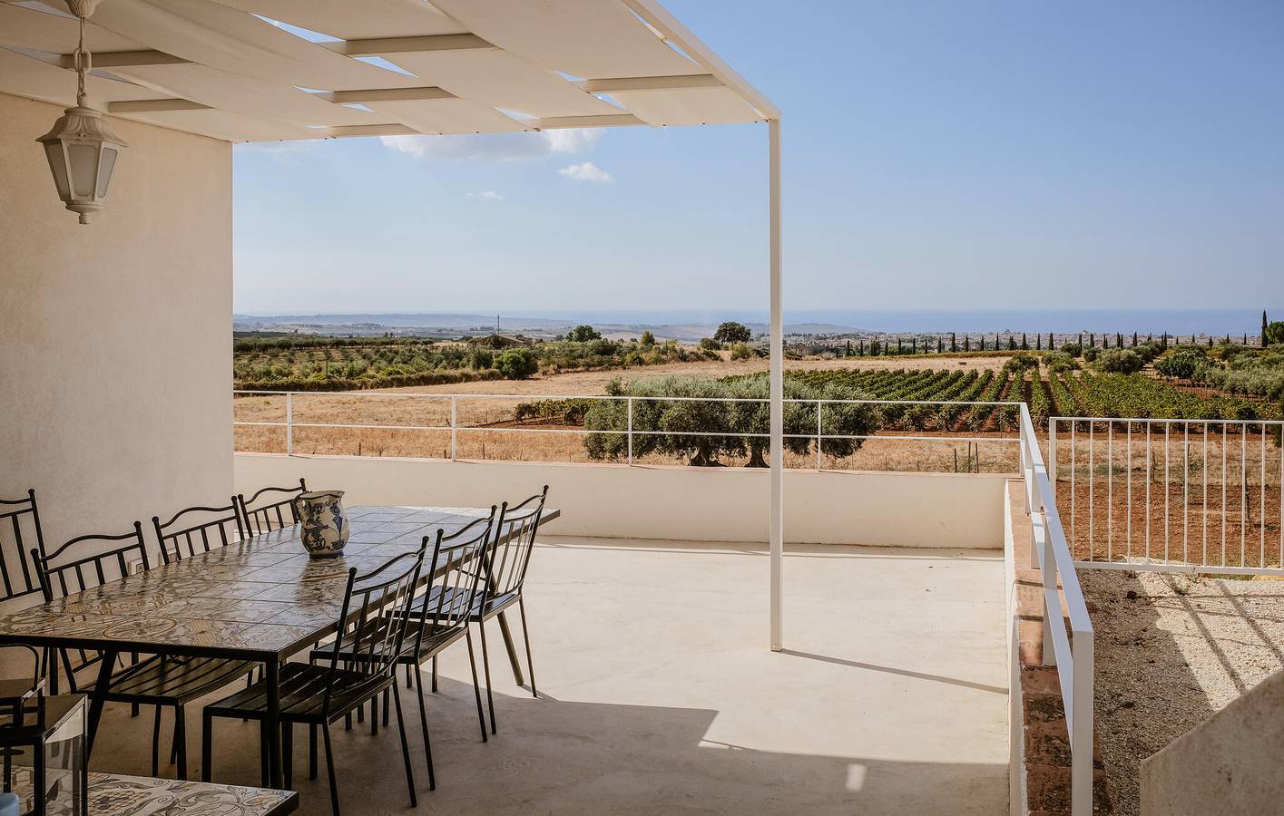 Accogliente appartamento con vista mare, Wi-Fi, parcheggio e terrazza in Menfi, Provincia di Agrigento