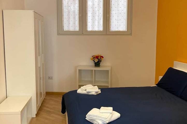 Apartamento entero, South Room Central apartment with private entrance in Brindisi, Salento