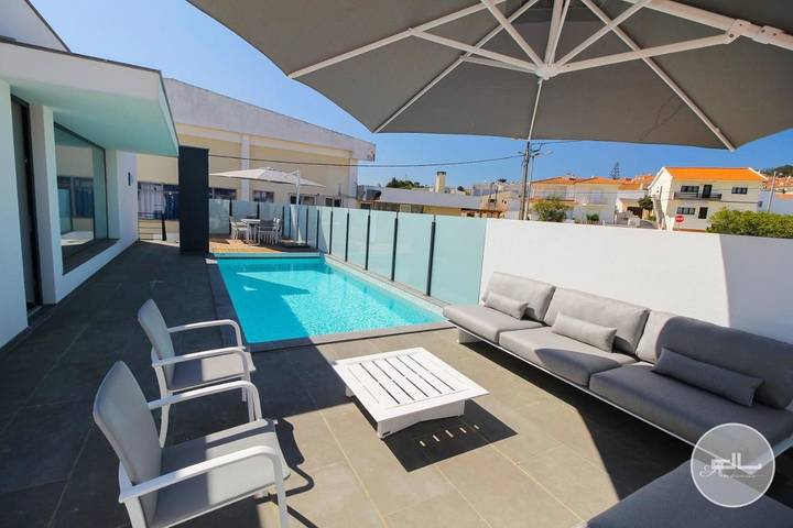 Holiday Home in Salir do Porto, Tornada e Salir do Porto