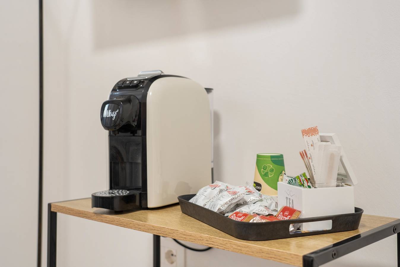 Villa Giovia: double room 1 in Guspini, Campidano di Terralba