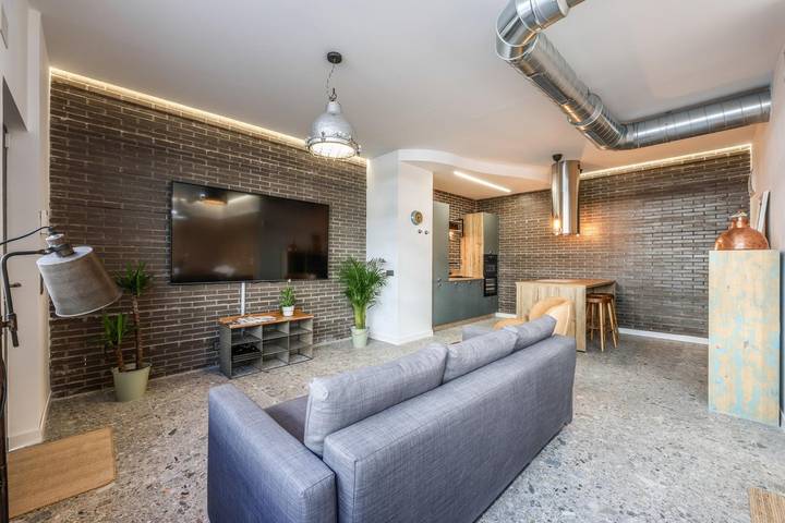 Apartamento entero, Loft reformado de diseño de alquiler temporal in Madrid, Área Metropolitana de Madrid