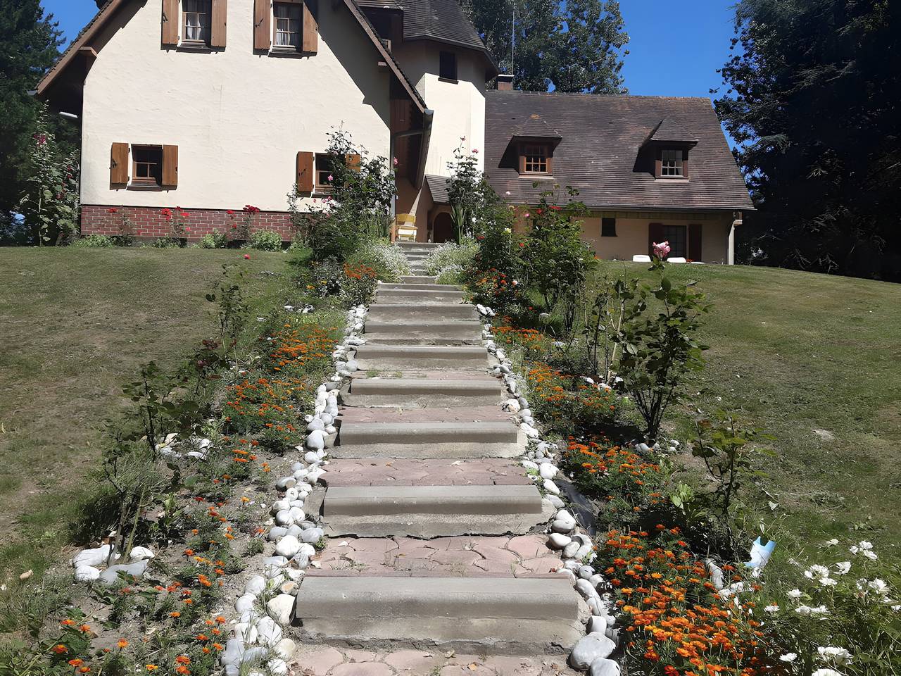 Bed & Breakfast 'Le Manoir Du Tertre' met gedeeld terras, tuin en wifi, foto 9