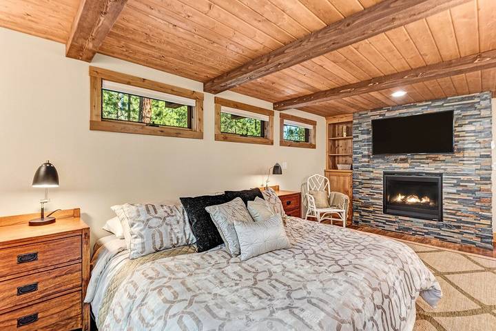 Vacation house for 14 people, with hot tub and pool as well as terrace in Oregon