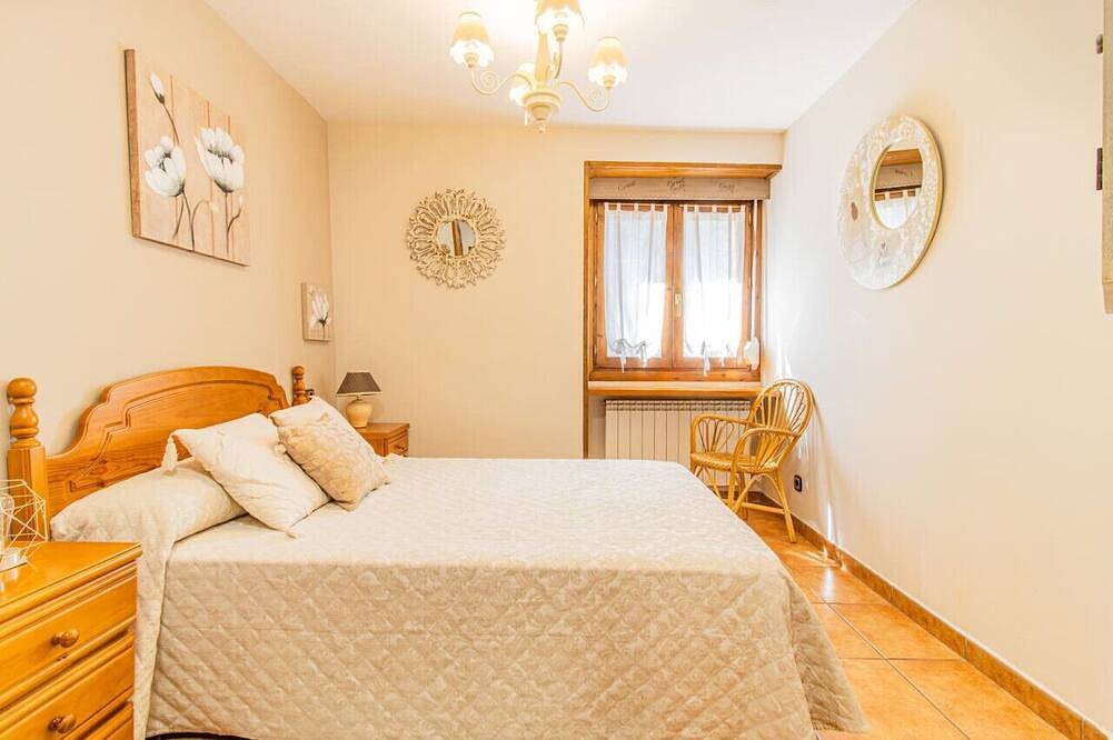 Rustic House in the Pyrenees, ideal for families in Sabiñánigo, Spanish Pyrenees