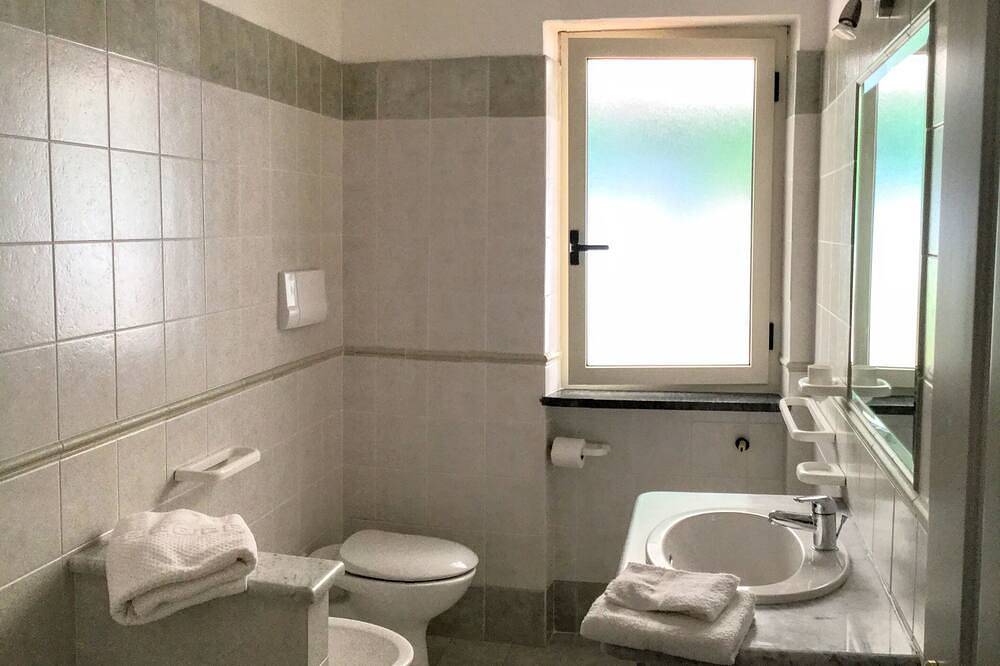 Ganze Wohnung, Maratea - Haus am mt. 600 vom Meer entfernt in Maratea, Potenza Provinz