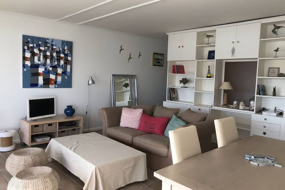 Appartement entier, Très Belle Vue Du Port , De La Mer Depuis L’Appartement Très Clair et Du Balcon. in Binic, Côte de Goëlo