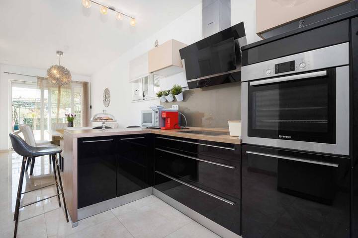 Ganze Wohnung, Holiday Home Roko&Iva in Brodarica, Šibenik-Knin