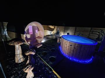 Chambre d’hôte pour 2 personnes, avec terrasse ainsi que sauna et jacuzzi à Sailly-sur-la-Lys