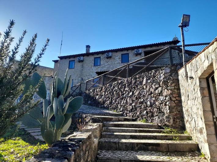 Villa pour 6 personnes, avec vue et vue sur le lac ainsi que jardin et piscine, animaux acceptés dans Alentejo - 3