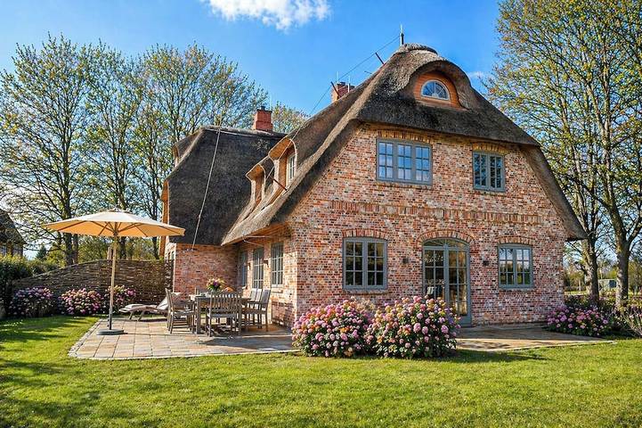 Ferienhaus für 7 Personen, mit Garten und Sauna sowie Terrasse, mit Haustier in Archsum