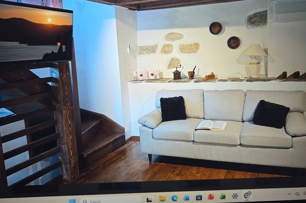 Cozy old mountain house renovated completely new in Cavaglio-Spoccia, Valle Cannobina