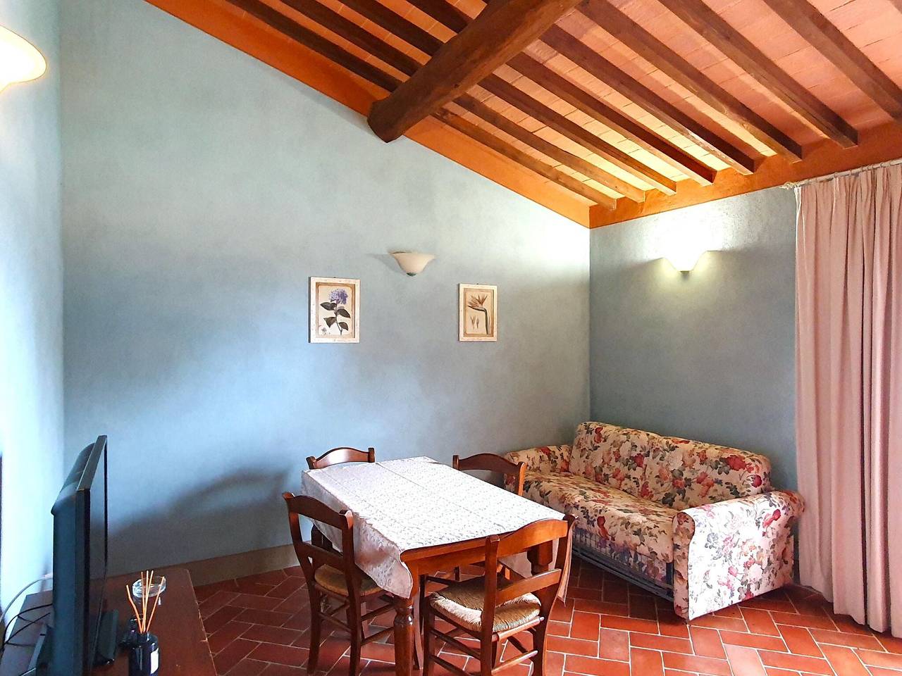 Ganze Wohnung, Wohnung Monteverdi mit Sauna & Pool in Monteverdi Marittimo, Etruskische Küste