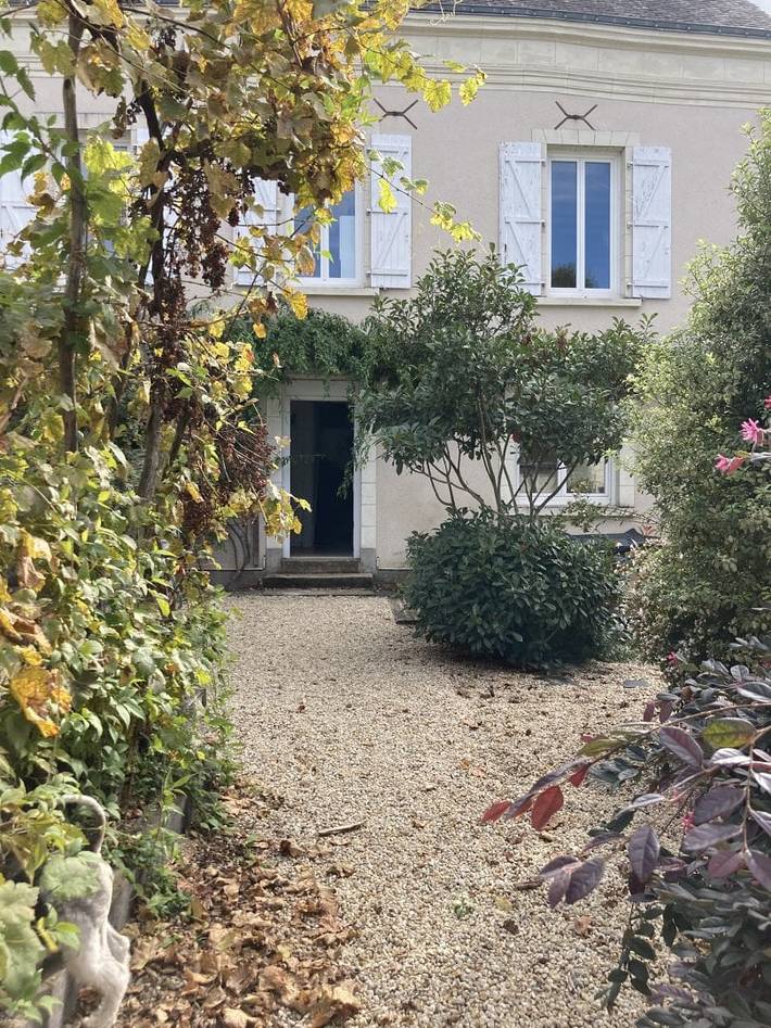 Location de vacances pour 2 personnes, avec sauna ainsi que jacuzzi et jardin à Denée