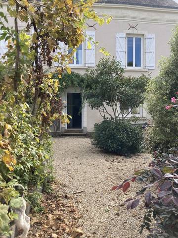 Chambre d’hôte pour 2 personnes, avec jacuzzi ainsi que sauna et jardin à Denée