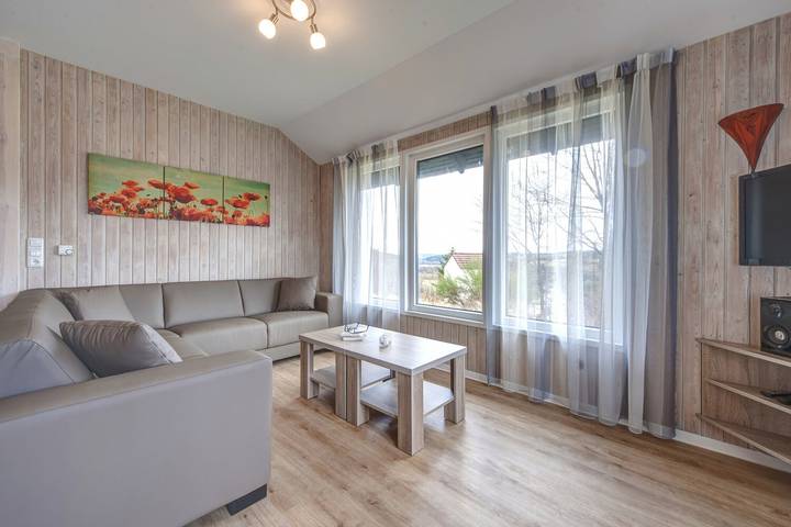 Bungalow für 6 Personen, mit Garten und Sauna in der Eifel