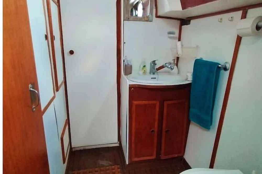 One  double room in our catamaran in porqueroles bay in Porquerolles
